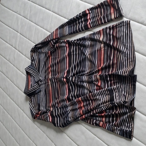 Blouse - Picture 3 of 8